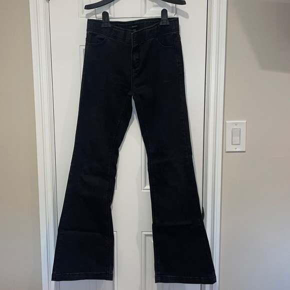 F21 Black Flare Bell Bottom Jeans Size 27 - Picture 1 of 3